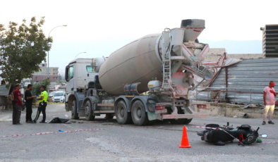 Hatay'da beton mikseriyle motosiklet çarpıştı: 2 ölü