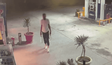 Bursa yangınındaki şüphelinin benzin istasyonundaki anları kamerada!