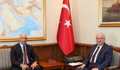 Bakan Güler Barrack'ı kabul etti