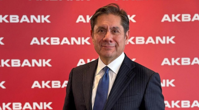 Akbank'tan yılın ilk yarısında 24 milyar 852 milyon net kâr
