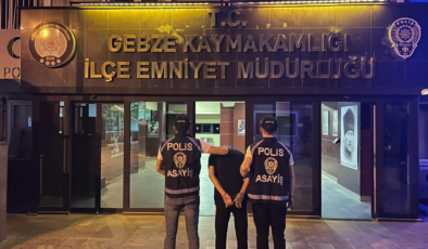 Halk otobüsünde mide bulandıran taciz