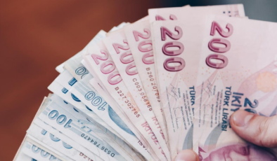 En düşük emekli aylığı kanun teklifi komisyonda kabul edildi