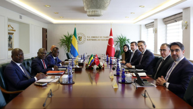 Bakan Bayraktar, Gabonlu bakanlarla görüştü