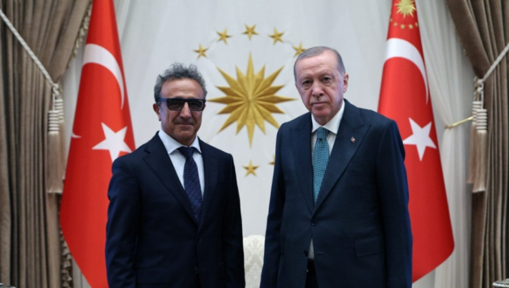 Erdoğan ve  Chobani’nin kurucusu Hamdi Ulukaya, imzalar atılmadan önce Beştepe'de bir araya geldi
