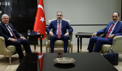 Dışişleri'nde 3'lü zirve