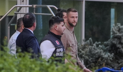 F.Bahçe yıldızına kavuştu! İmza için İstanbul'da