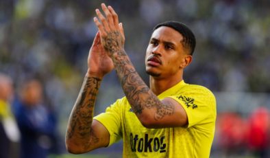Fenerbahçe, Oosterwolde ile nikah tazeliyor!