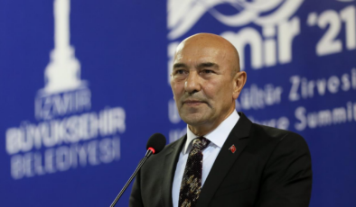 Eski İzmir Büyükşehir Belediye Başkanı Tunç Soyer, yolsuzluk soruşturmasında tutuklandı