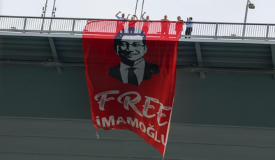 CHP'li vekillere 'Free İmamoğlu' fezlekesi