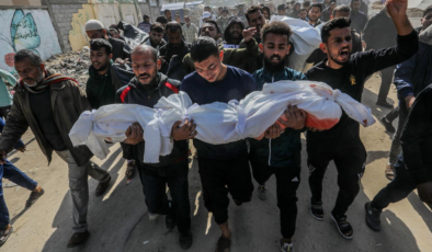 Soykırımcı İsrail'in Gazze'ye saldırılarında can kaybı 57 bin 338'e yükseldi