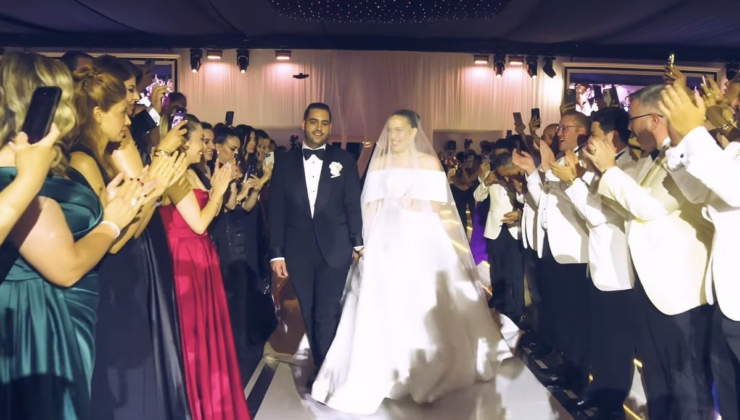 Elif Engin ve Ahmet Emin Ahlatcı çifti balayı için Sardinya'da