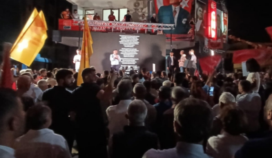 Adıyaman’da binlerce kişiden gözaltındaki Tutdere'ye destek