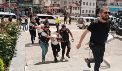 Arazide toprağa gömülü boğazı kesilmiş cesedi bulunmuştu: 3 kişi tutuklandı