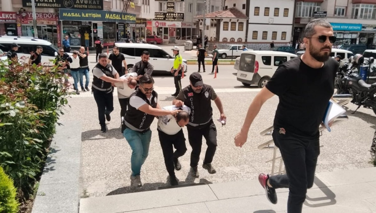 Arazide toprağa gömülü boğazı kesilmiş cesedi bulunmuştu: 3 kişi tutuklandı