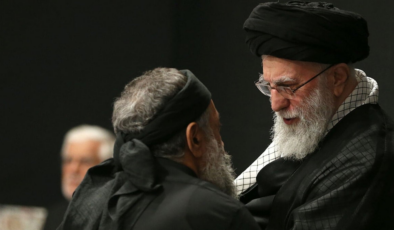 Hamaney İsrail savaşının ardından ilk kez kamuoyu karşısında