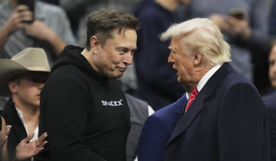 Trump'tan Musk'a: Tamamen raydan çıktı
