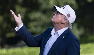 Trump şimdi de bu iki ülkeye kafayı taktı: Yüzde 25 vergi uygulayacak