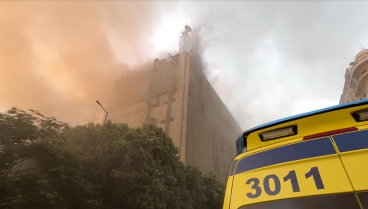 Kahire'de iletişim merkezinde yangın: 22 kişi yaralandı