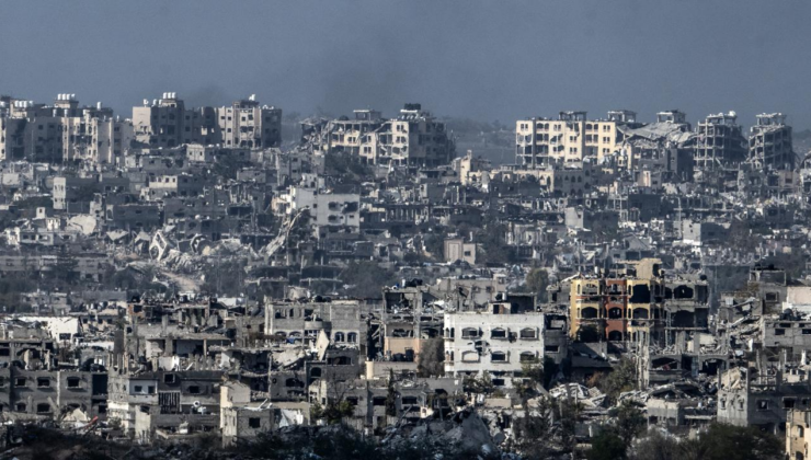 Soykırımcı İsrail'in Gazze'ye son 24 saatteki saldırılarında 105 Filistinli hayatını kaybetti