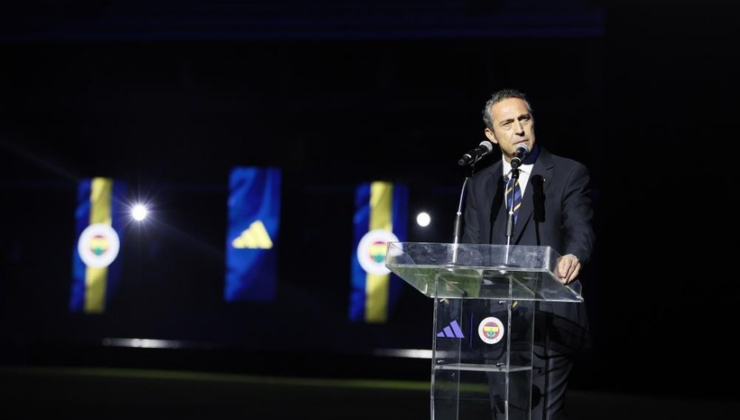 Fenerbahçe'nin 2025-2026 sezonu formalarının lansmanı yapıldı