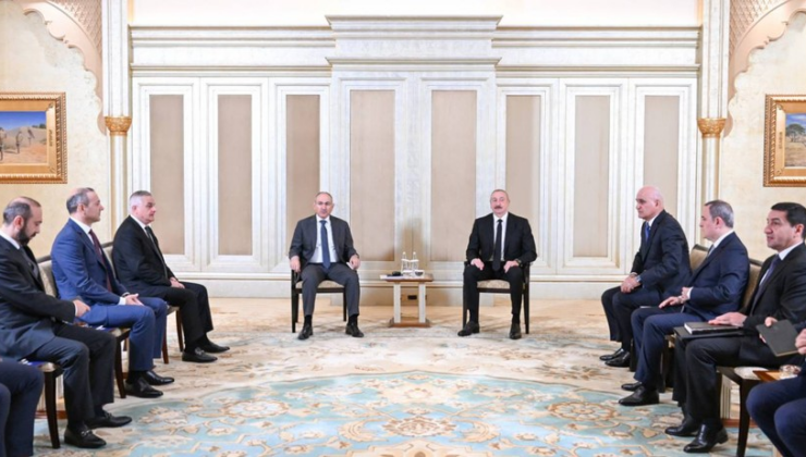 Aliyev ve Paşinyan, Abu Dabi'de bir araya geldi