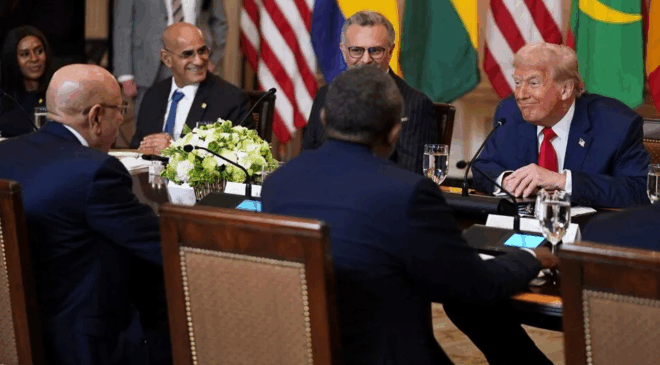 Trump'ın ana dili İngilizce olan başkana İngilizce övgüsü sosyal medyayı yıktı!