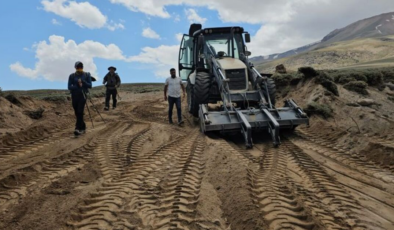 Süphan'da dağcılar için yol çalışması