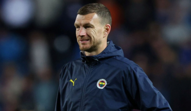 39 yaşındaki Dzeko, yeni takımına imzayı attı