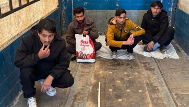 Amasya'da durdurulan TIR'dan 4 düzensiz göçmen çıktı
