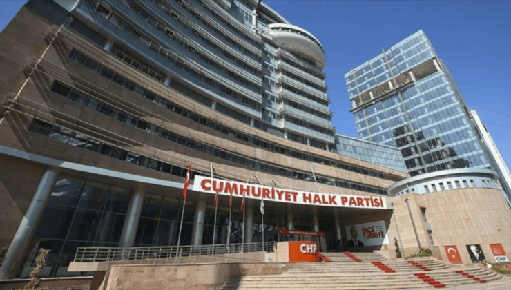 CHP, bazı kanunlar ve 375 sayılı KHK'deki değişikliğin iptali için AYM'ye başvurdu