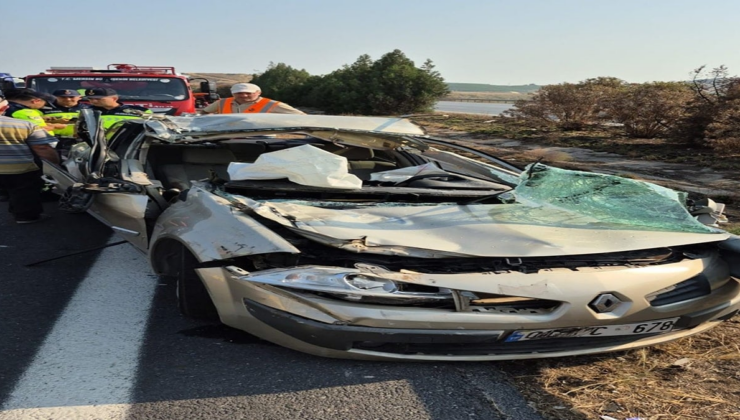 TIR ile çarpışan otomobil hurdaya döndü: 2 yaralı