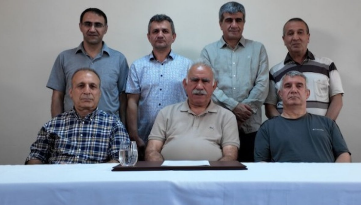 PKK lideri Öcalan'ın tişörtü gündem olmuştu! Bakırhan da modaya uydu