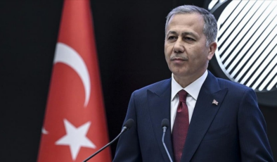 Bakan Yerlikaya duyurdu: Saraçhane'de 42 kişi gözaltına alındı