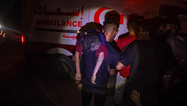 Katil İsrail, Gazze'de sığınmacı çadırlarını vurdu: 4 ölü, çok sayıda yaralı