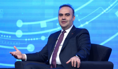Bakan Kacır: Baykar ve Leonardo arasındaki ortaklık, iki ülkenin geleceğine katkı sağlayacak