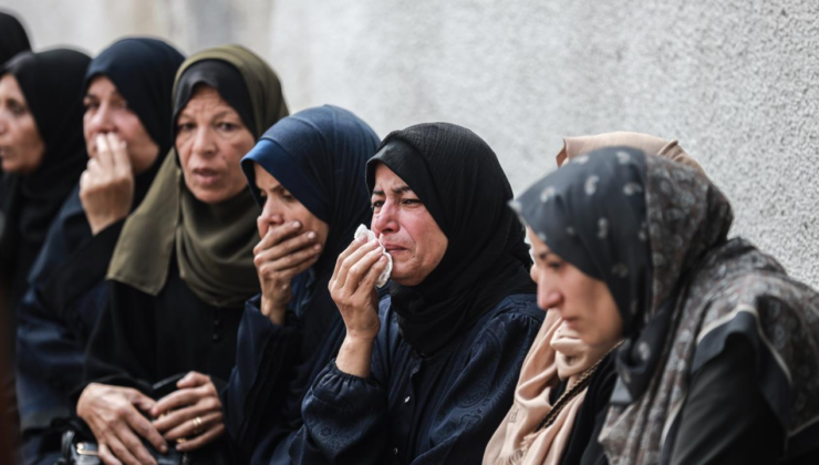 Katil İsrail'in Gazze'ye yönelik saldırılarında 39 Filistinli hayatını kaybetti
