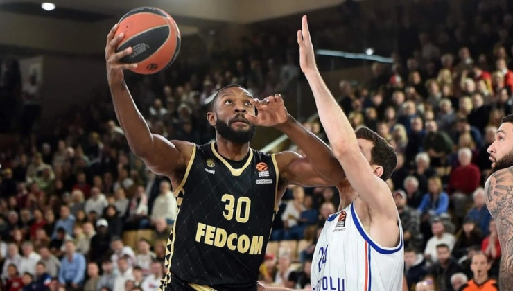 Beşiktaş ABD'li uzun forveti açıkladı