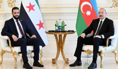 Azerbaycan Cumhurbaşkanı Aliyev, Bakü'de Suriye Cumhurbaşkanı Şara ile görüştü