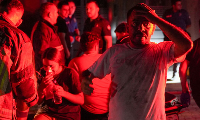 Ankara'da 26 katlı binada yangın