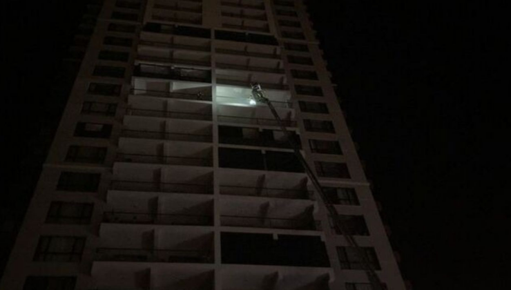 Ankara'da 26 katlı binada yangın: 1'i bebek 3 kişi hayatını kaybetti