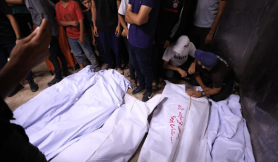 Soykırımcı İsrail'in Gazze'ye saldırılarında en az 28 Filistinli hayatını kaybetti