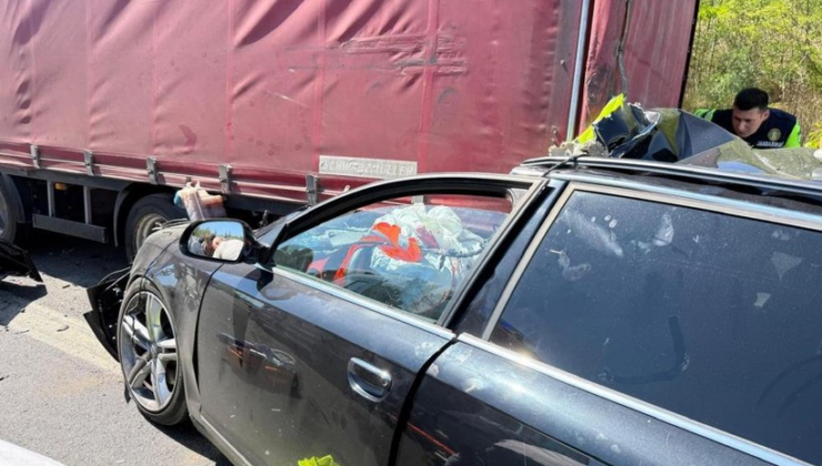 Kırklareli'nde korkunç kaza! Otomobil tırın altına girdi