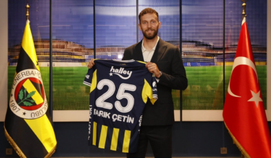 F.Bahçe'ye geri döndü! Bir yıllık imza