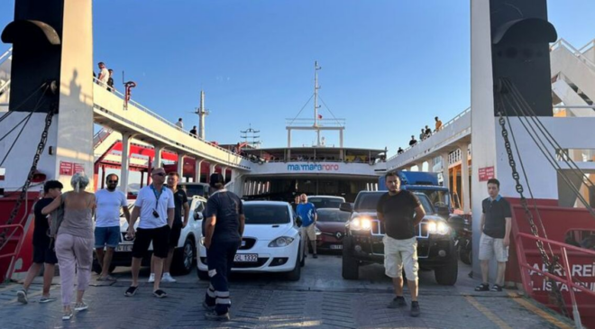 Feribotta yangın! 200 kişi tahliye edildi