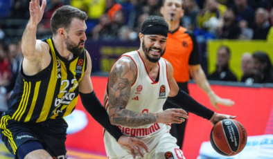 Anadolu Efes'e Alman guard!
