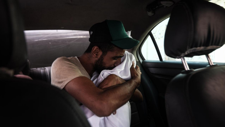 Katil İsrail'in Gazze'ye son 24 saatteki saldırılarında 120 kişi hayatını kaybetti