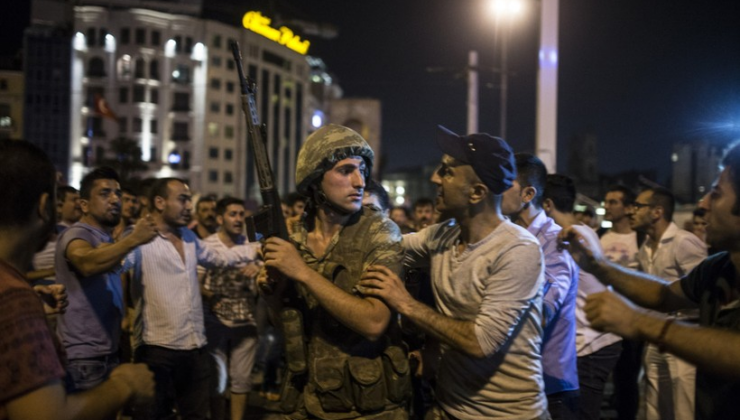 15 Temmuz'un üzerinden 9 yıl geçti! 21 saatte bastırıldı, 253 şehit verildi: Peki o gece neler yaşandı?