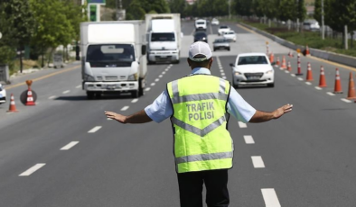 İstanbul'da bazı yollar 13.00 itibarıyla trafiğe kapatılacak