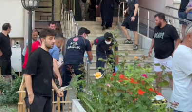 Beylikdüzü'nde 15 katlı binada kimyasal madde alarmı! İki vatandaş ve iki itfaiyeci zehirlendi