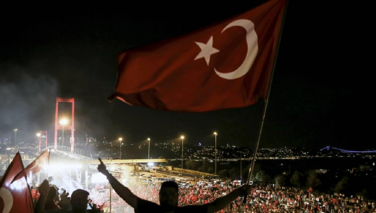 Kabine üyelerinden 15 Temmuz Demokrasi ve Milli Birlik Günü mesajı